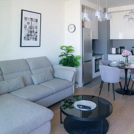 Waterfront Promenade Apartament