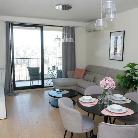 Waterfront Promenade Apartment