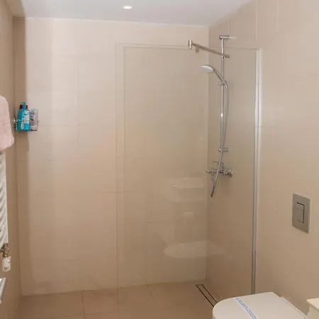 Daire Waterfront Promenade *